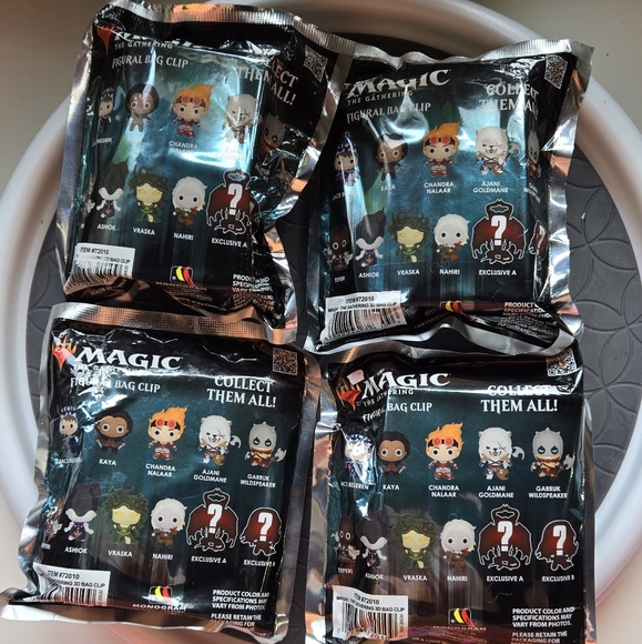 Magic The Gathering Figural Bag Clips - Four New Mystery Sealed Blind Bags - Picture 5 of 8